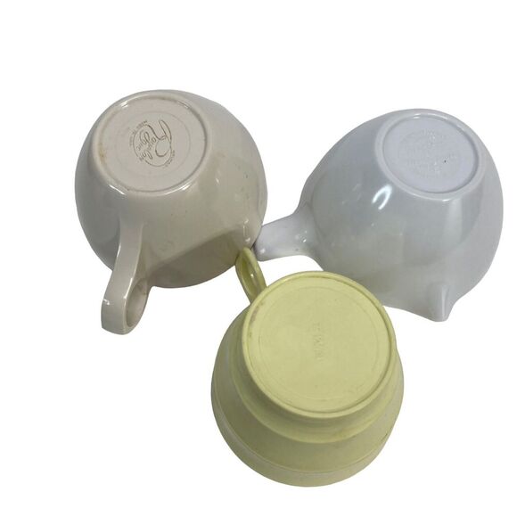 Vtg 60's Coffee Cups Mugs Lot 20 pieces Melamine Blue Pink‎ Green Teal Brown Tan - Picture 14 of 15